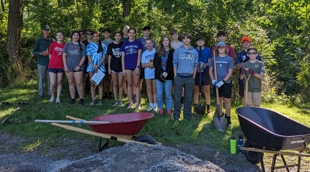 Runners Improve Four Mile Creek Trail